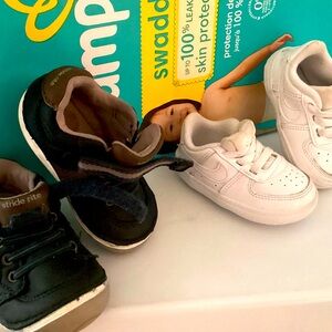 Baby Nike Tennis Shoes, Color White.